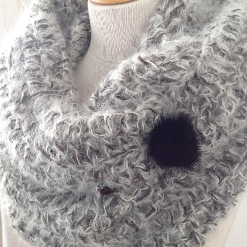 Grand snood col écharpe femme - tricoté main - coloris marron beige - très doux et chaud en mohair