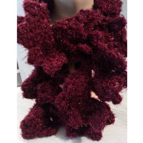 Echarpe coquille bordeaux irisé hiver aspect velour