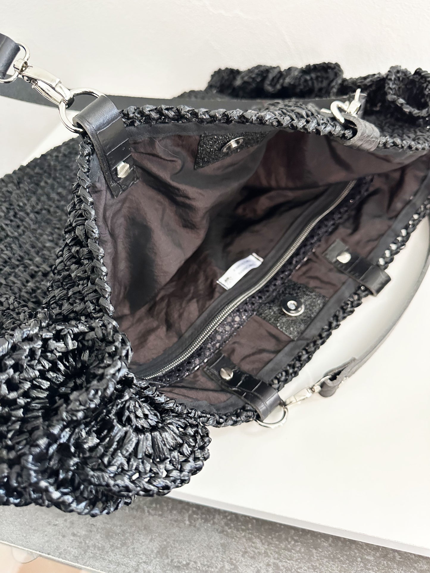 Sac cabas de plage en raphia Noir