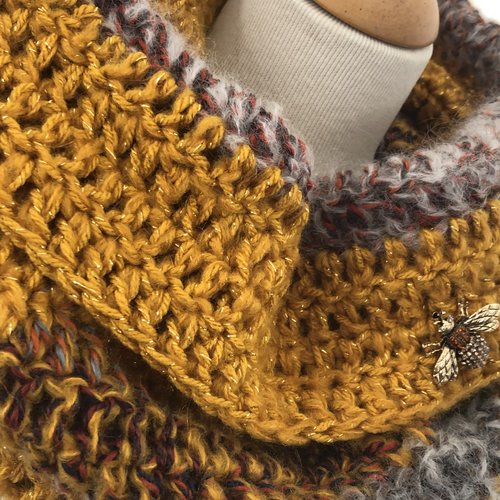 Snood col écharpe, coloris nuances de moutarde